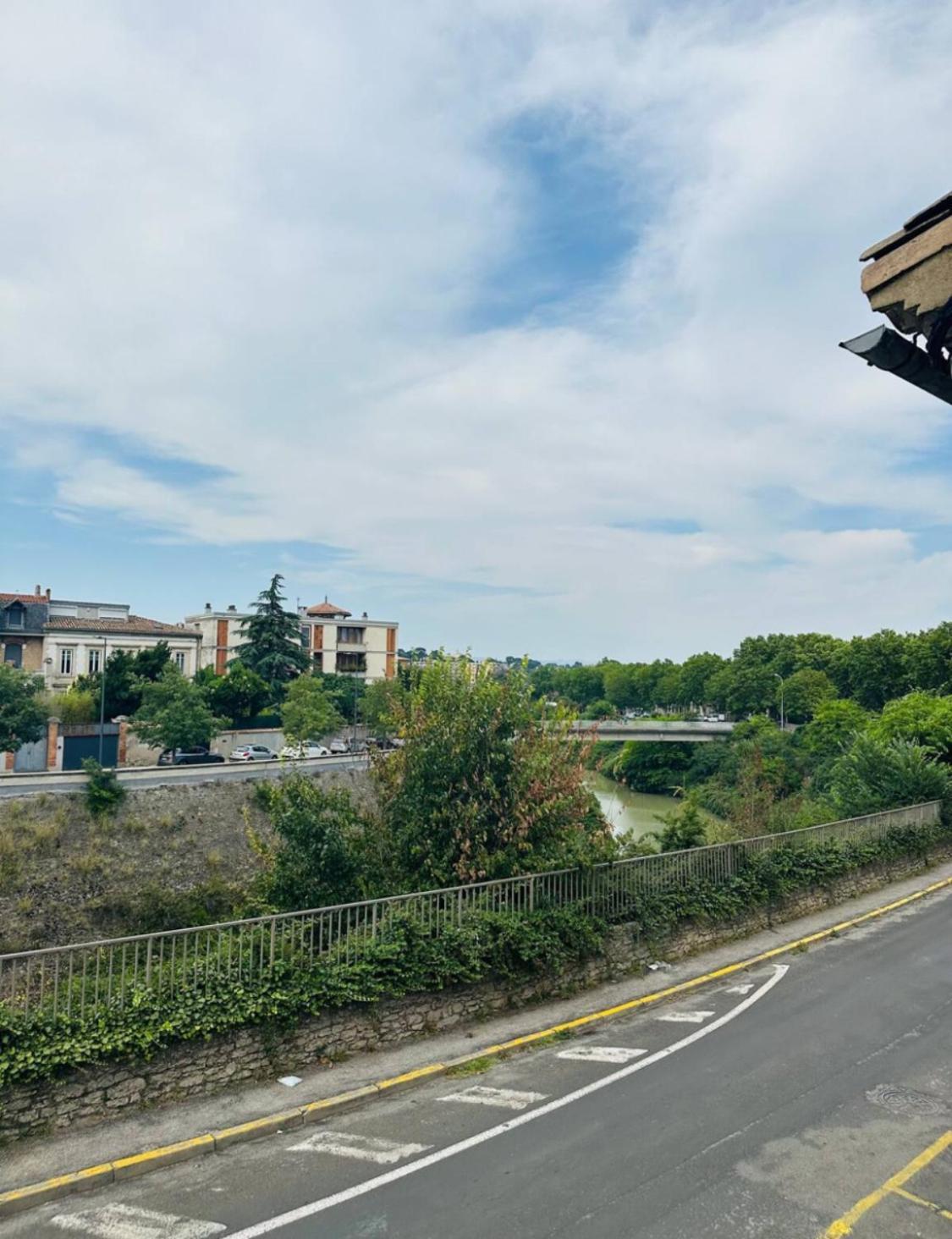 Face Au Canal Du Midi カルカソンヌ エクステリア 写真