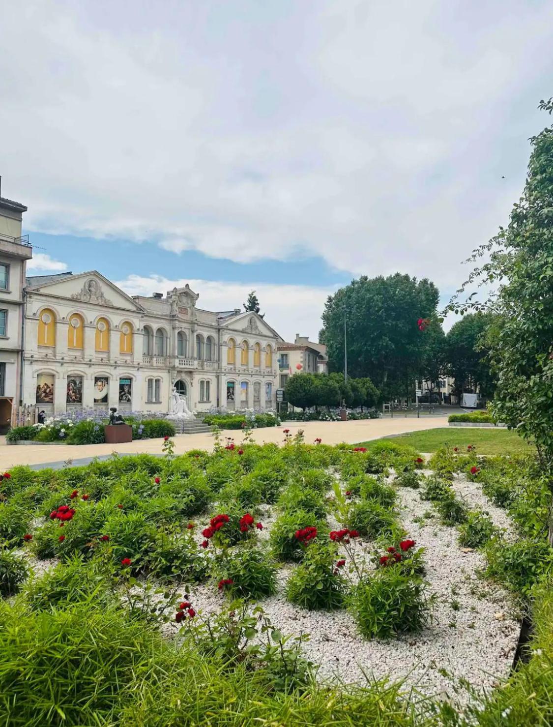 Face Au Canal Du Midi カルカソンヌ エクステリア 写真